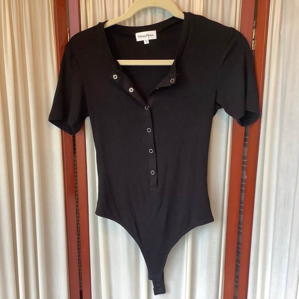 Privacy Please Black Ribbed Thong Bodysuit with Front Snaps Size Small